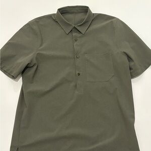 Lululemon Wovenair Popover Button Down Shirt